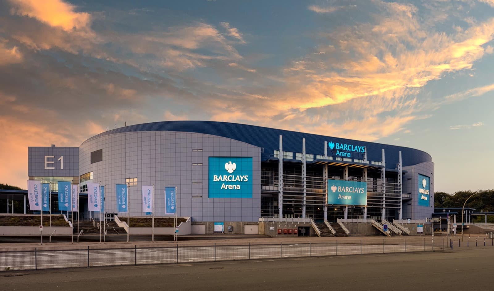 Blick in die Barclays Arena Hamburg aus dem Logenbereich